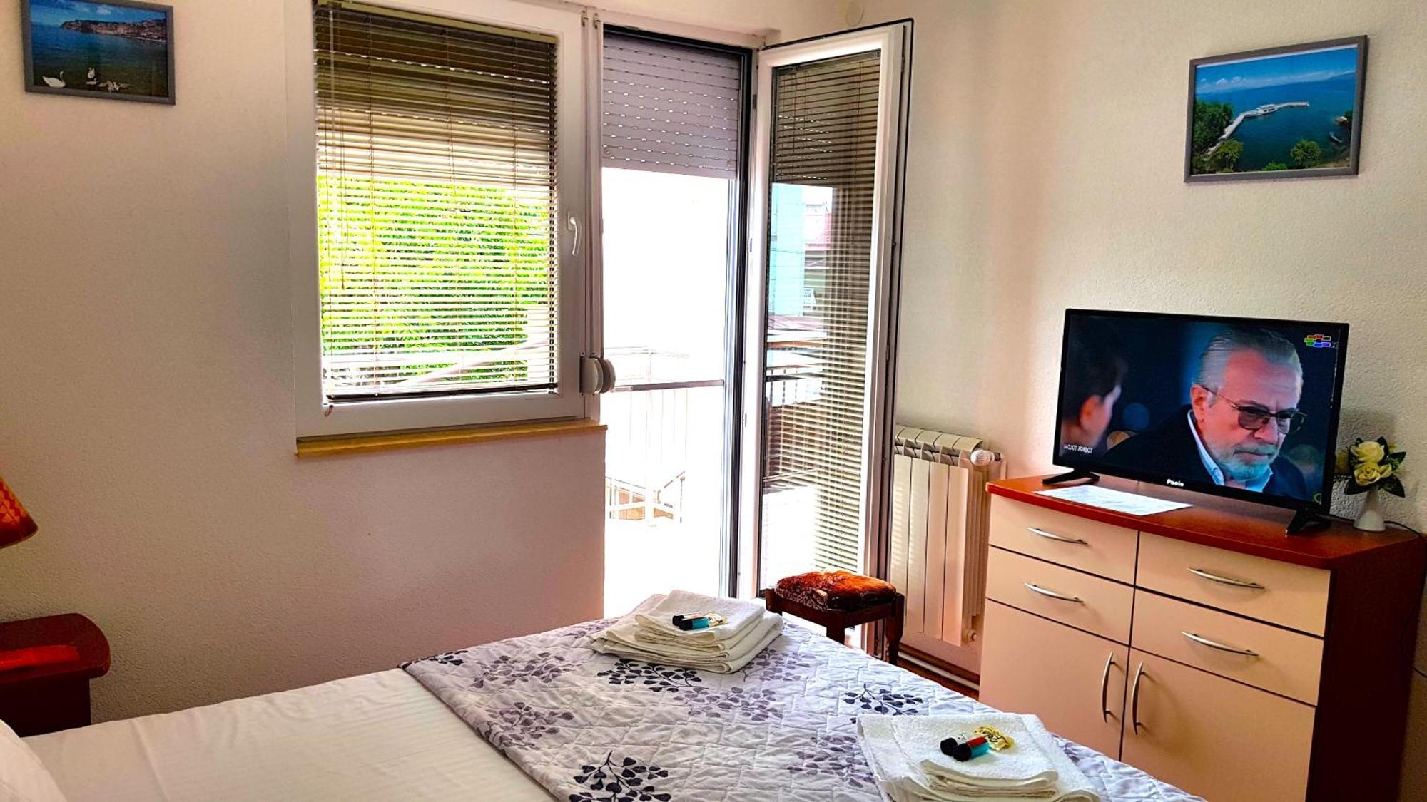 Studio Apartment Lis Ochryda Zewnętrze zdjęcie