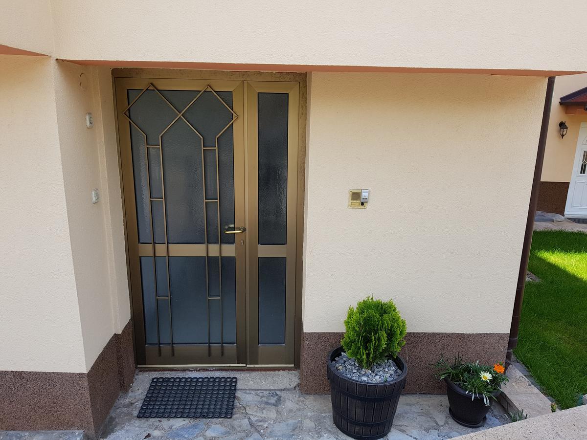 Studio Apartment Lis Ochryda Zewnętrze zdjęcie