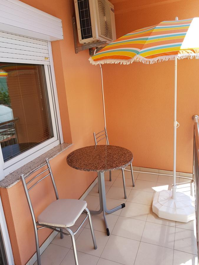 Studio Apartment Lis Ochryda Zewnętrze zdjęcie
